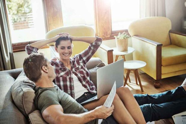 couple-on-sofa